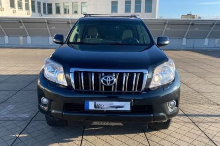 TOYOTA LAND CRUISER – Image 3