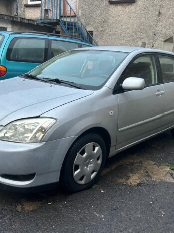 TOYOTA COROLLA