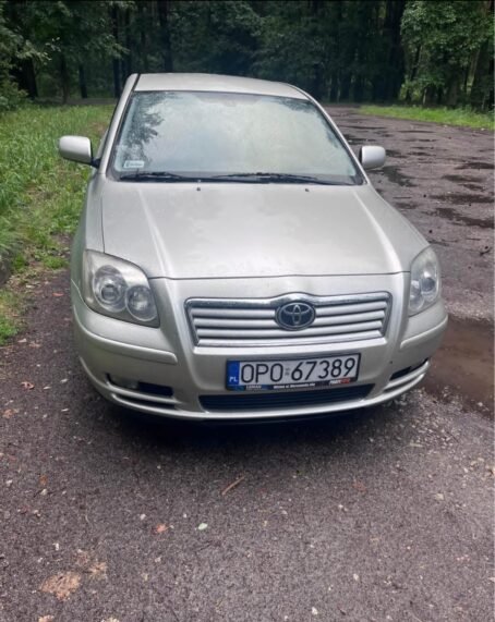 TOYOTA AVENSIS