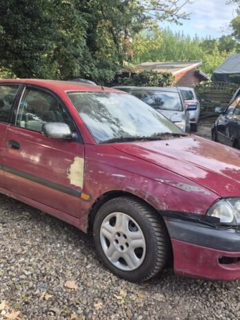 TOYOTA AVENSIS