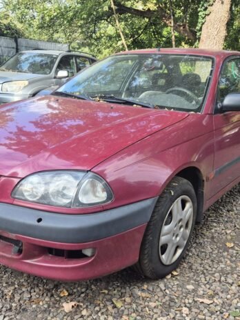 TOYOTA AVENSIS