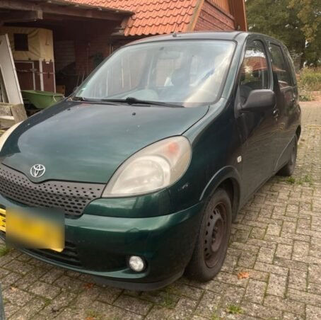 TOYOTA YARIS – Image 2