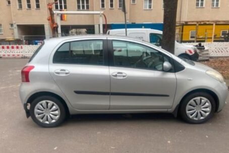 TOYOTA YARIS – Image 4